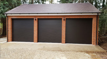 Oxford – 3 car garage by recommendation